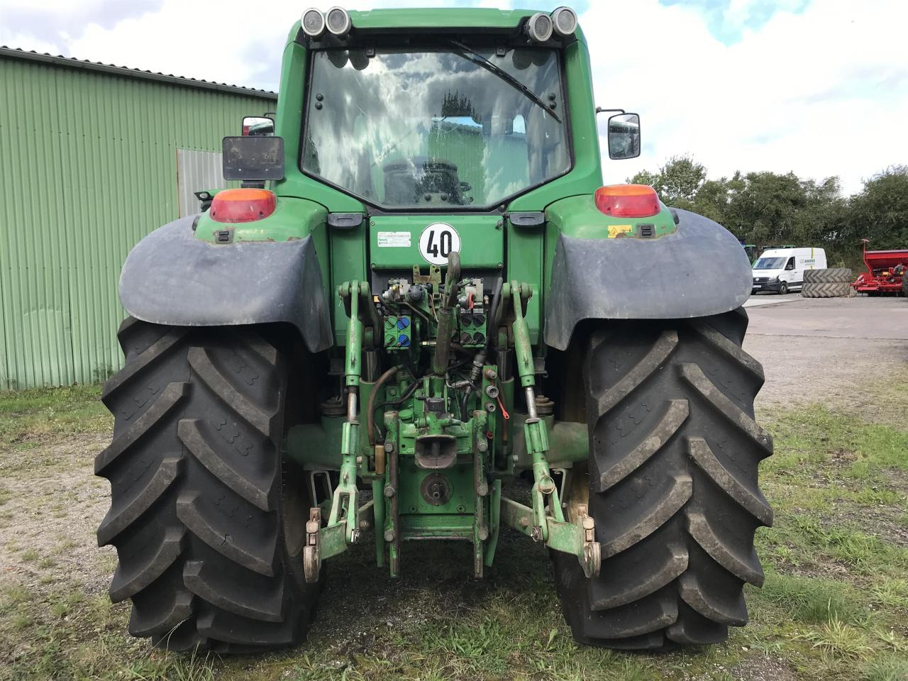 John Deere 6930 Premium - جرار: صور 5 John Deere 6930 Premium - جرار: صور 5