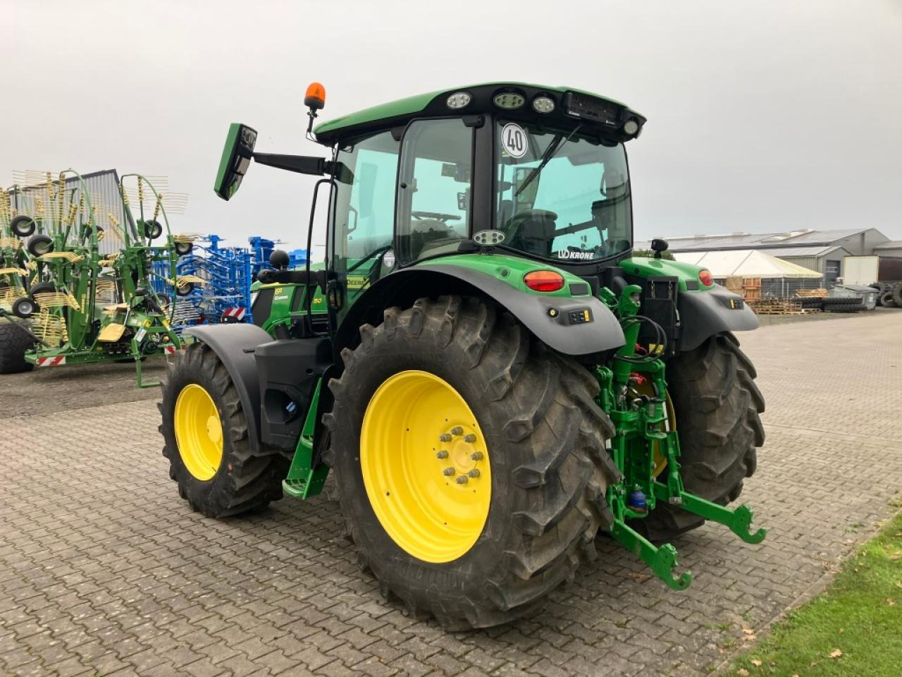 John Deere 6R 150 - جرار: صور 5 John Deere 6R 150 - جرار: صور 5