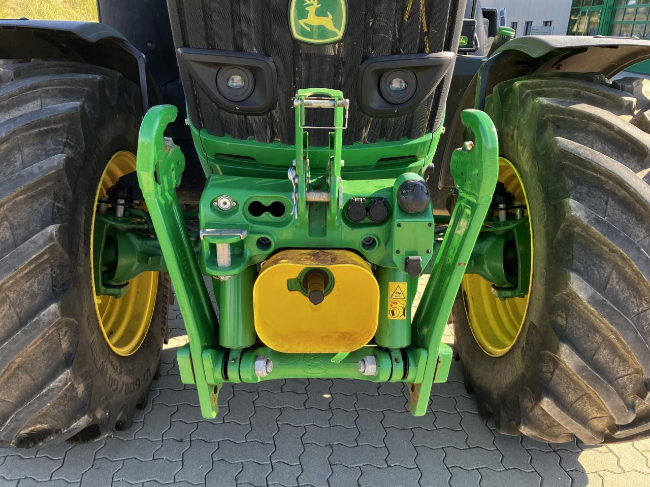 John Deere 6R 185 - جرار: صور 4 John Deere 6R 185 - جرار: صور 4