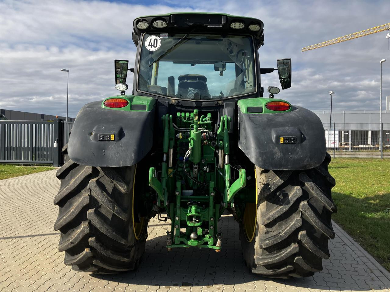 John Deere 6R 185 - جرار: صور 5 John Deere 6R 185 - جرار: صور 5