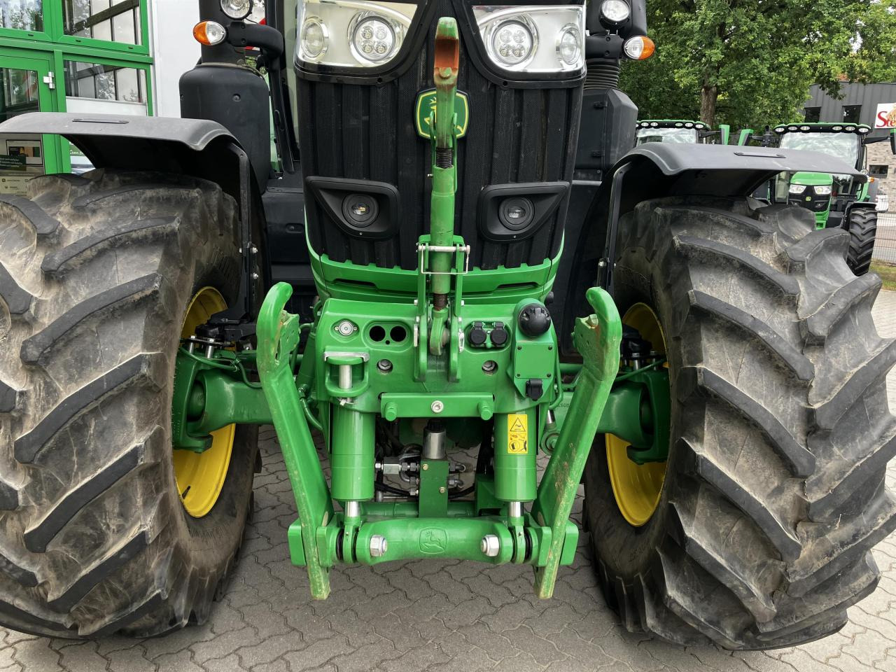 John Deere 6R 250 - جرار: صور 4 John Deere 6R 250 - جرار: صور 4