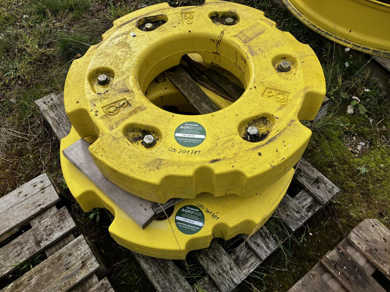 John Deere 70 kg + 530 kg - قطع الغيار - الآلات والماكينات الزراعية: صور 3 John Deere 70 kg + 530 kg - قطع الغيار - الآلات والماكينات الزراعية: صور 3