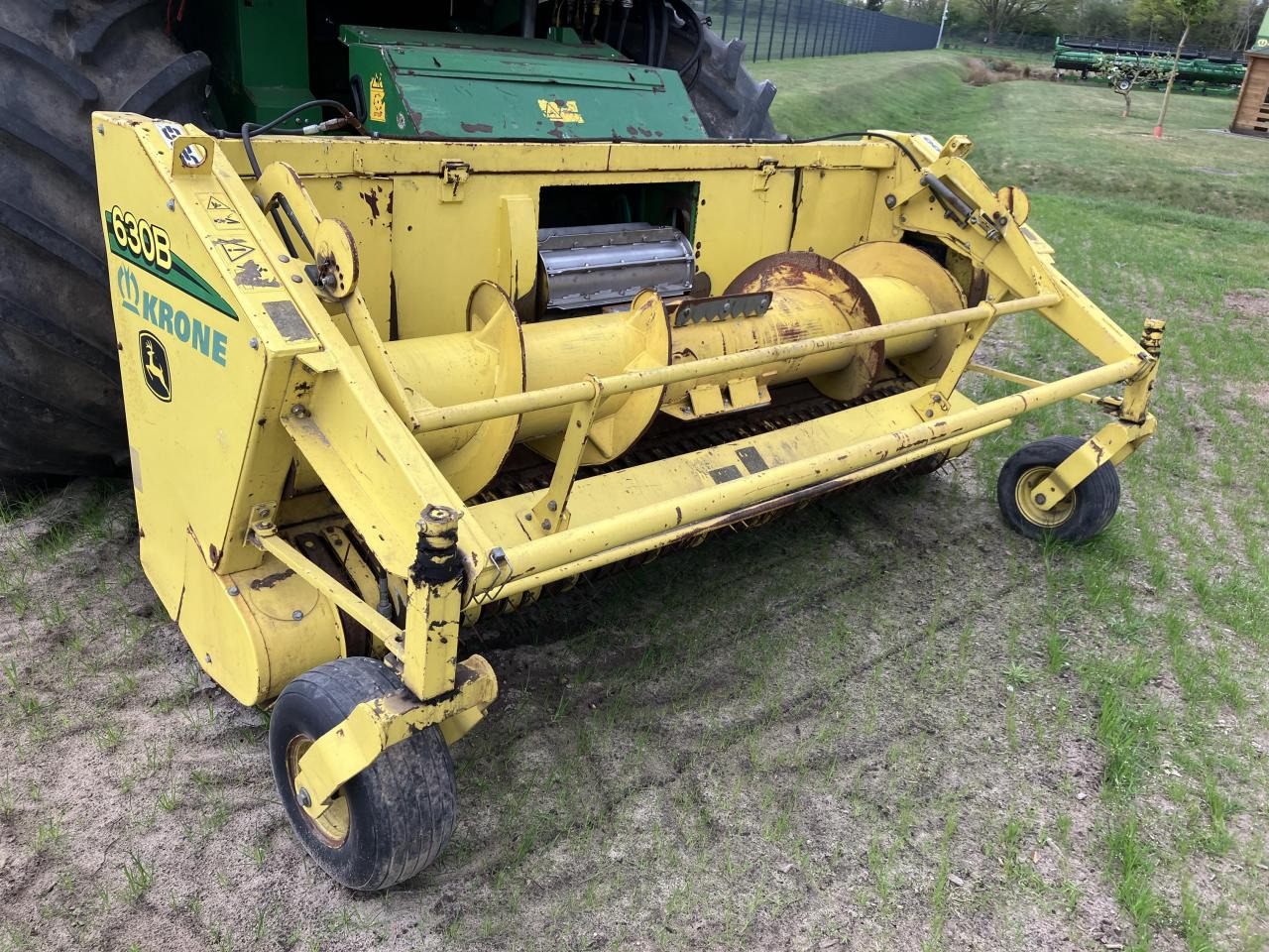 John Deere 7380 - حصادة الأعلاف: صور 3 John Deere 7380 - حصادة الأعلاف: صور 3