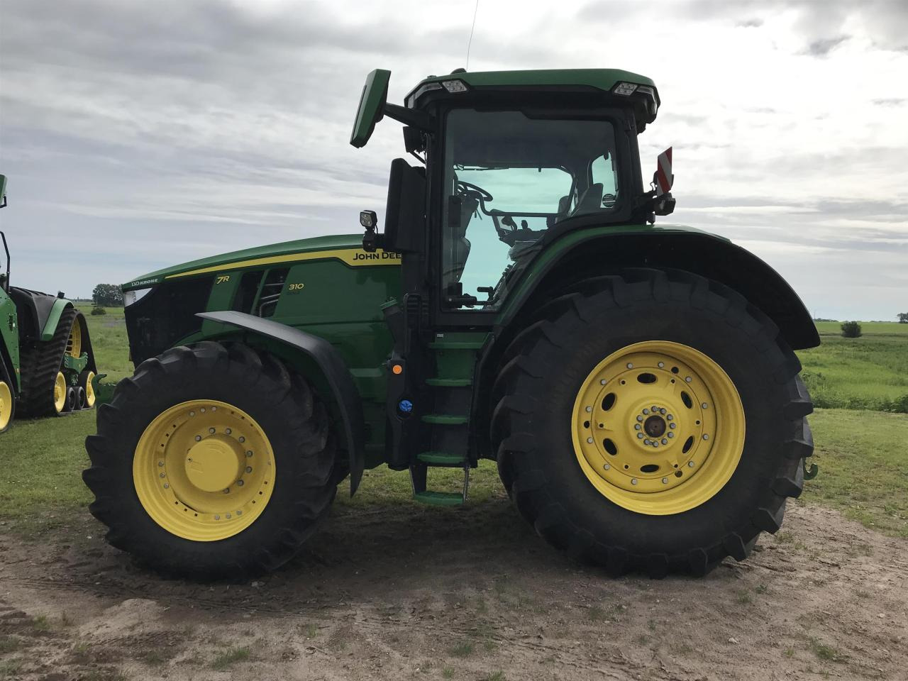 John Deere 7R 310 - جرار: صور 2 John Deere 7R 310 - جرار: صور 2