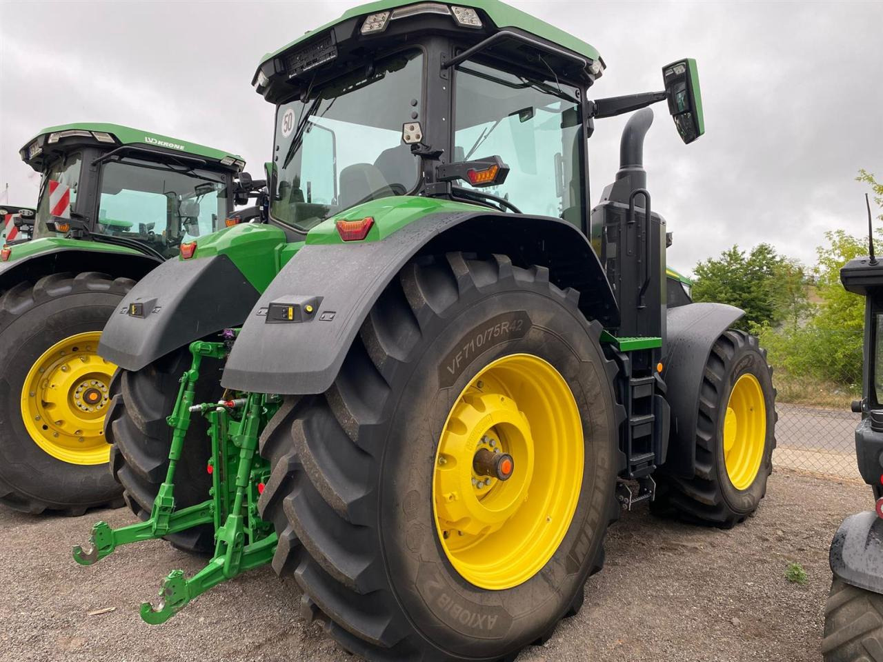 John Deere 7R 310 - جرار: صور 4 John Deere 7R 310 - جرار: صور 4