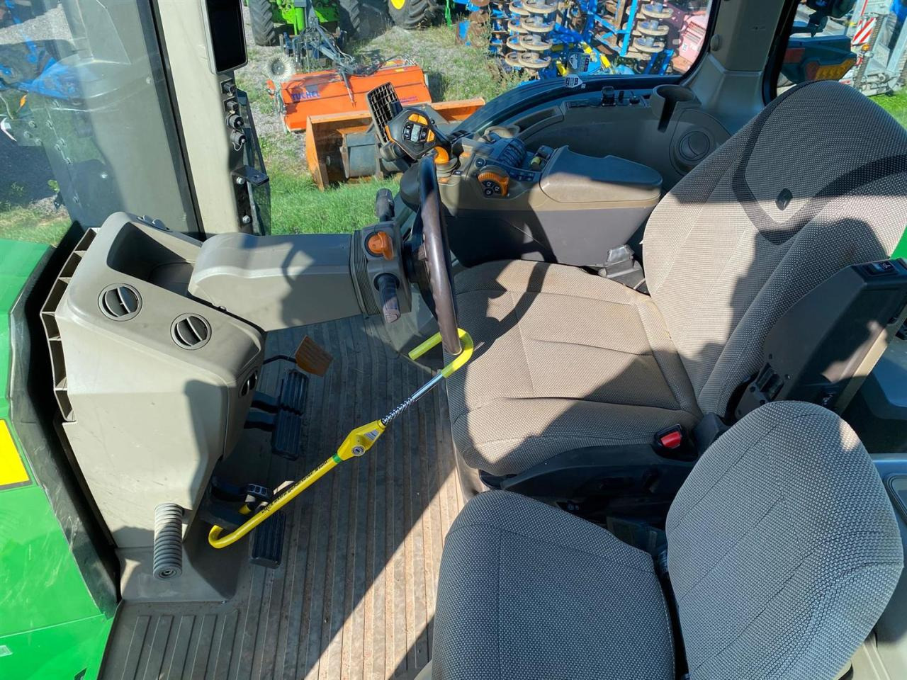 John Deere 7R 330 - جرار: صور 5 John Deere 7R 330 - جرار: صور 5