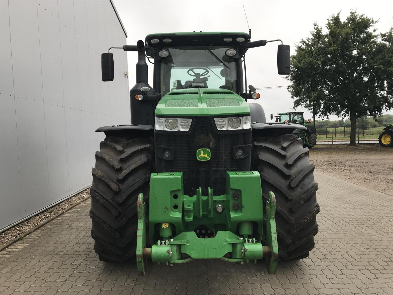 John Deere 8400R - جرار: صور 3 John Deere 8400R - جرار: صور 3