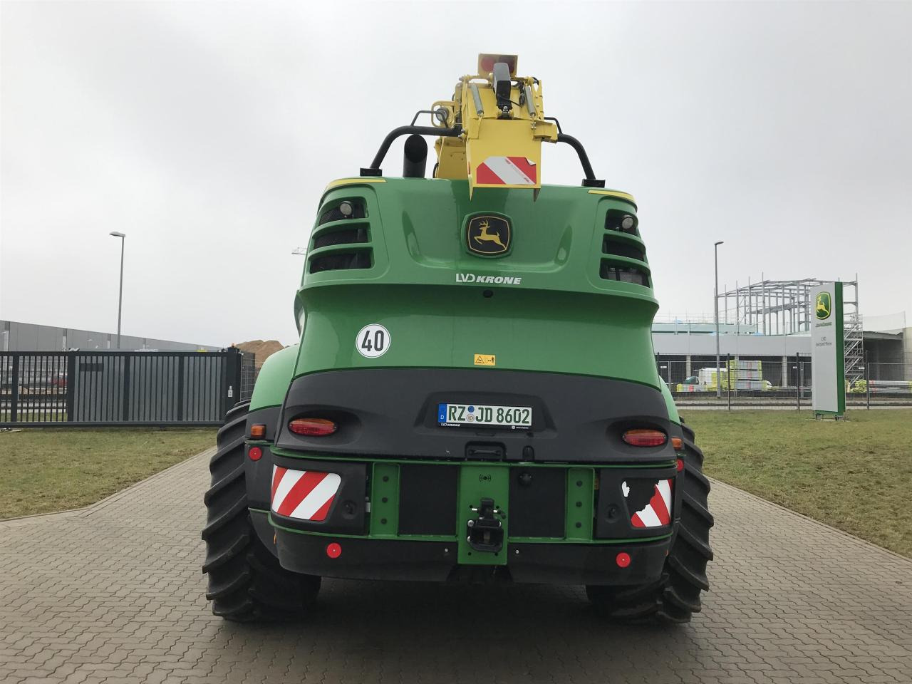 John Deere 8600 - حصادة الأعلاف: صور 4 John Deere 8600 - حصادة الأعلاف: صور 4