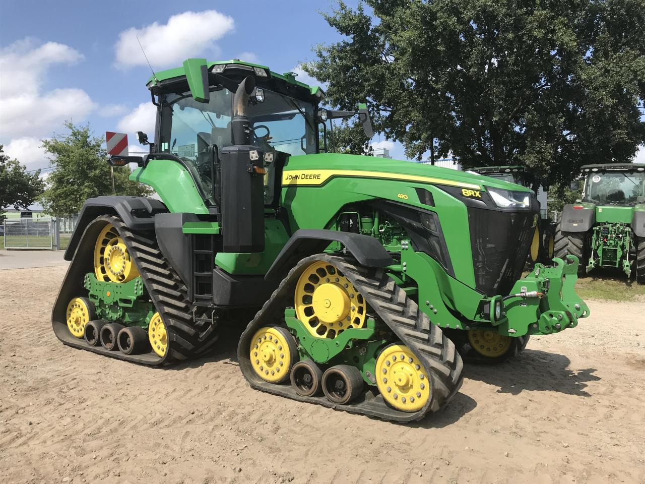 John Deere 8RX 410 - جرار: صور 1 John Deere 8RX 410 - جرار: صور 1