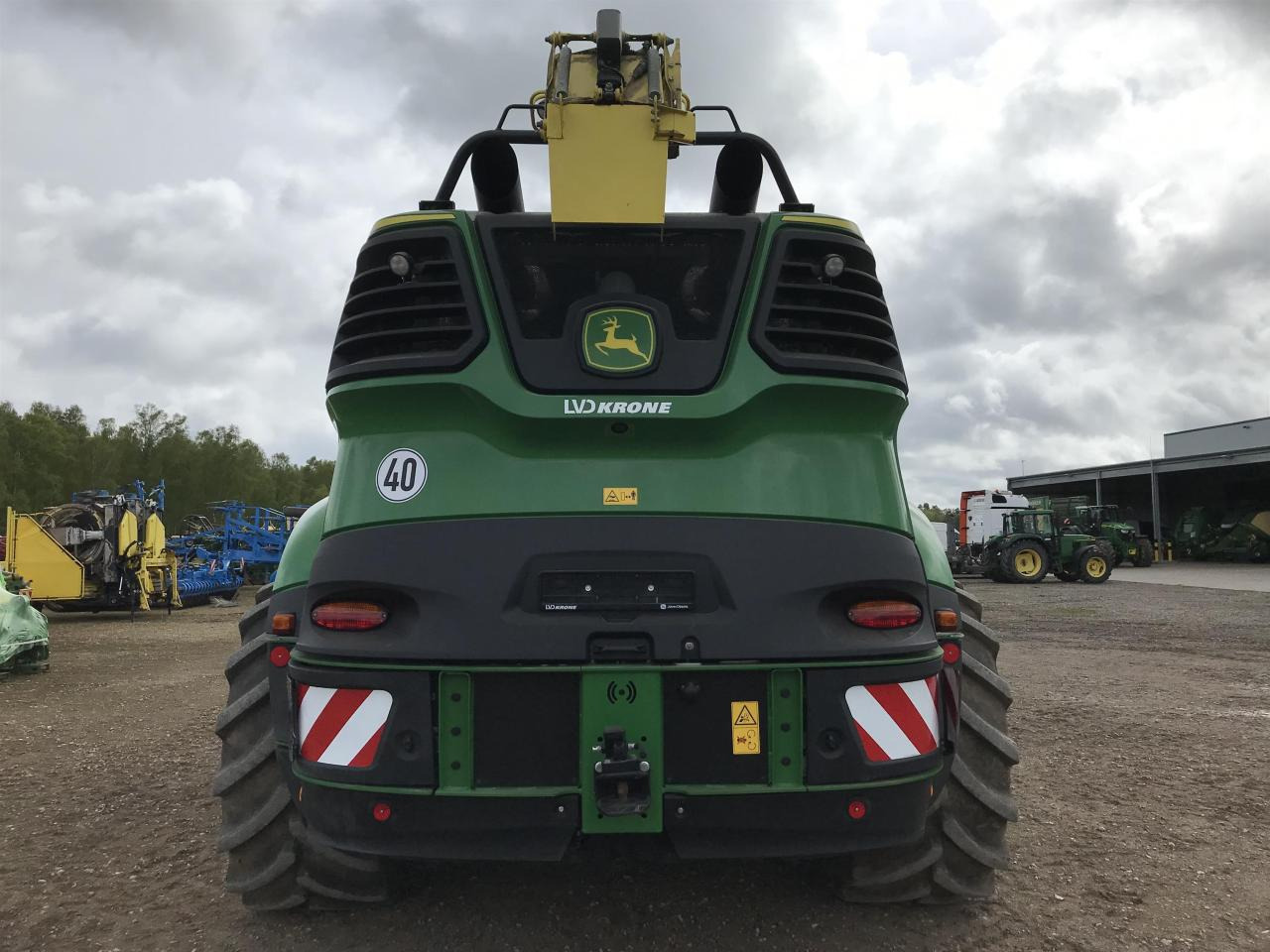 John Deere 9800i - حصادة الأعلاف: صور 4 John Deere 9800i - حصادة الأعلاف: صور 4