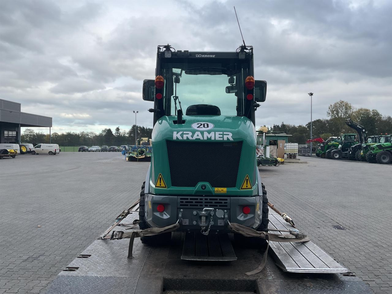 Kramer KL14.5 - اللودر بعجل: صور 4 Kramer KL14.5 - اللودر بعجل: صور 4