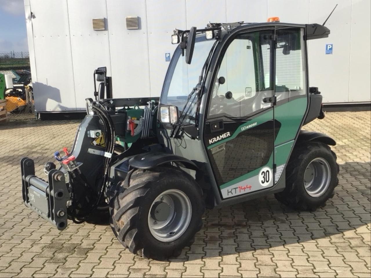 Kramer KT144 - رافعة تلسكوبية: صور 1 Kramer KT144 - رافعة تلسكوبية: صور 1