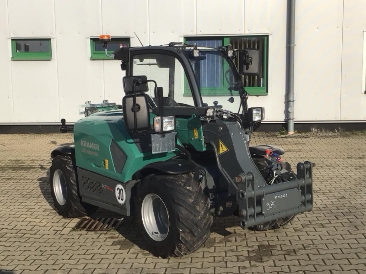 Kramer KT144 - رافعة تلسكوبية: صور 3 Kramer KT144 - رافعة تلسكوبية: صور 3