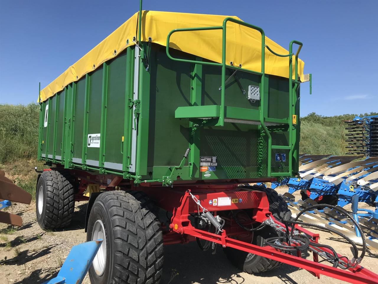 Kröger HKD 302 - قلابة مقطورة: صور 1 Kröger HKD 302 - قلابة مقطورة: صور 1