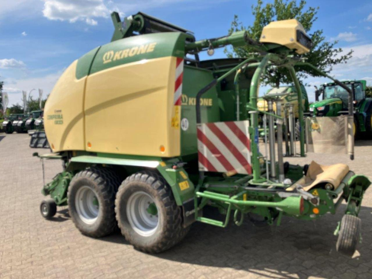 Krone CF 155 XC Comprima - مكبس القش الدائري: صور 5 Krone CF 155 XC Comprima - مكبس القش الدائري: صور 5