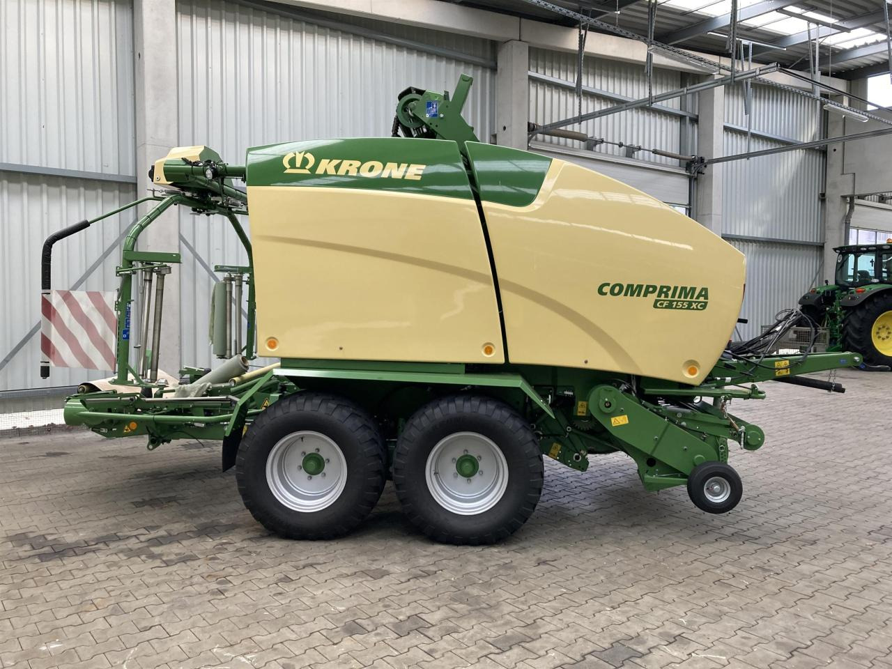 Krone CF 155 XC - مكبس القش الدائري: صور 3 Krone CF 155 XC - مكبس القش الدائري: صور 3