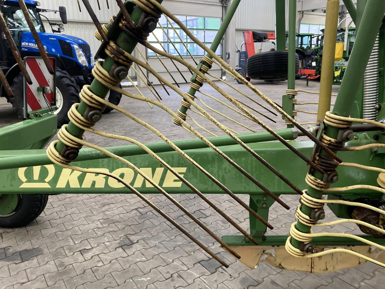 Krone Swadro 800/26 - لمّامَة القش: صور 3 Krone Swadro 800/26 - لمّامَة القش: صور 3