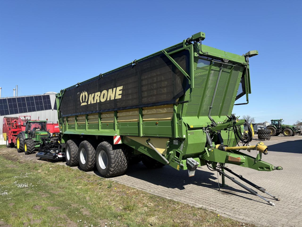 Krone TX 560 - مقطورات الاعلاف: صور 1 Krone TX 560 - مقطورات الاعلاف: صور 1