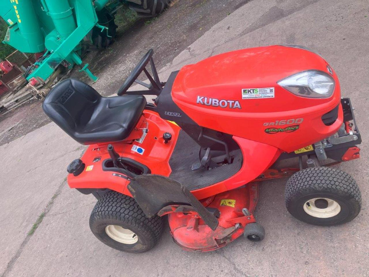 Kubota GR1600-ID-II - جزازة المروج: صور 2 Kubota GR1600-ID-II - جزازة المروج: صور 2