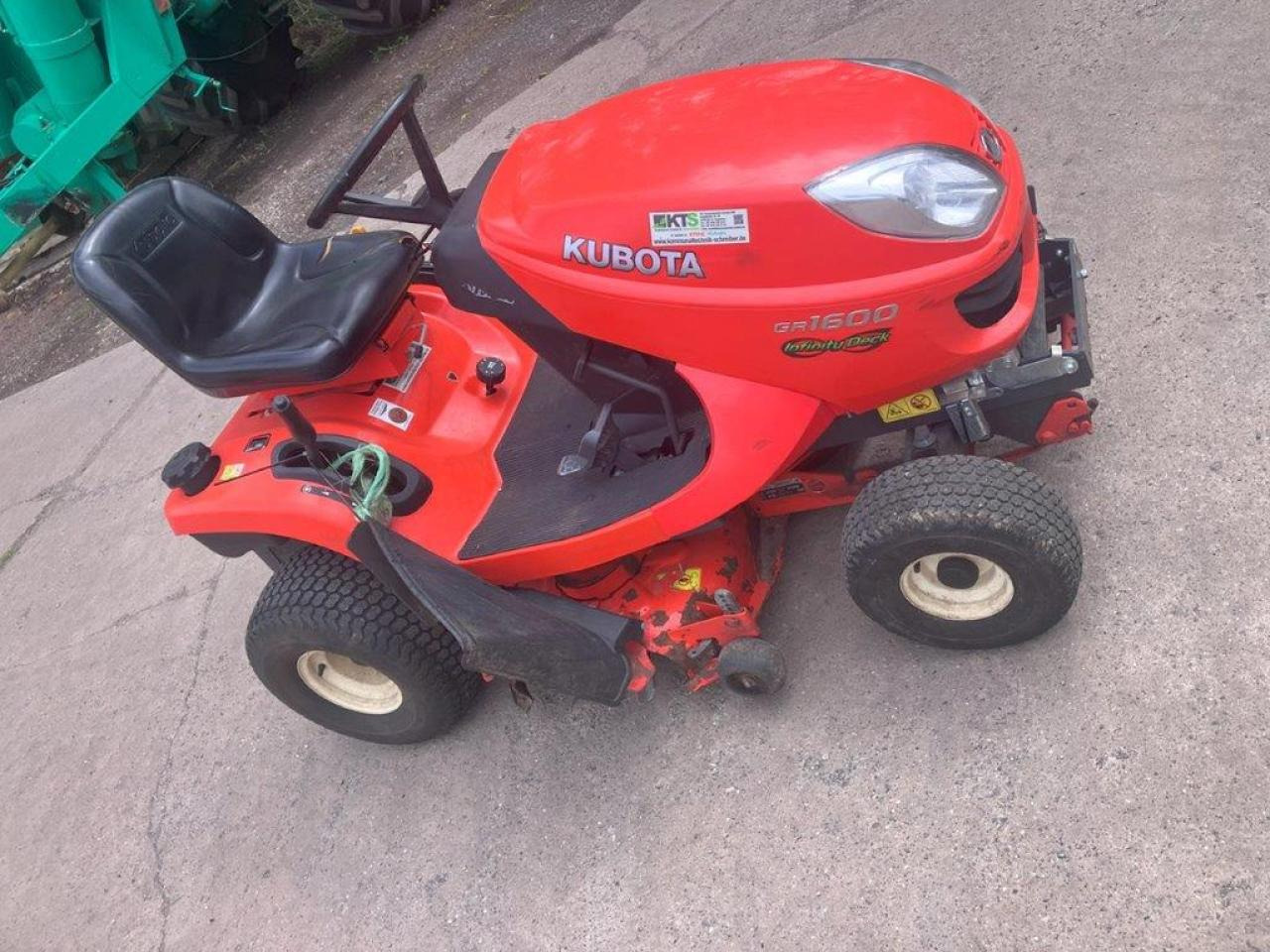 Kubota GR1600-ID-II - جزازة المروج: صور 3 Kubota GR1600-ID-II - جزازة المروج: صور 3