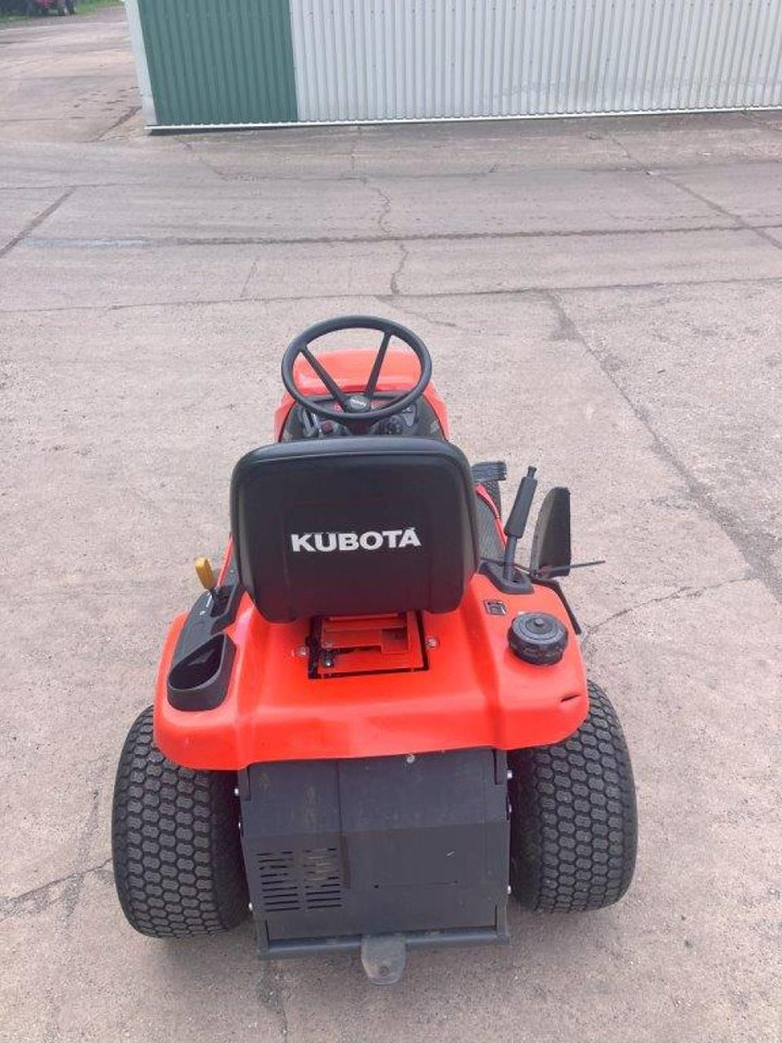 Kubota GR1600-ID-II - جزازة المروج: صور 5 Kubota GR1600-ID-II - جزازة المروج: صور 5