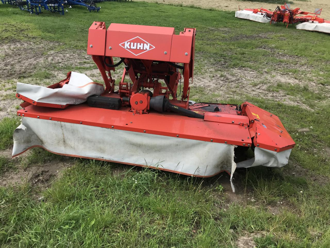 Kuhn FC883 & FC 313F-FF - جزازة: صور 2 Kuhn FC883 & FC 313F-FF - جزازة: صور 2