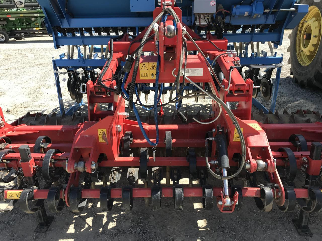 Lemken Saphir 8 Autoload - معدات بذار: صور 2 Lemken Saphir 8 Autoload - معدات بذار: صور 2
