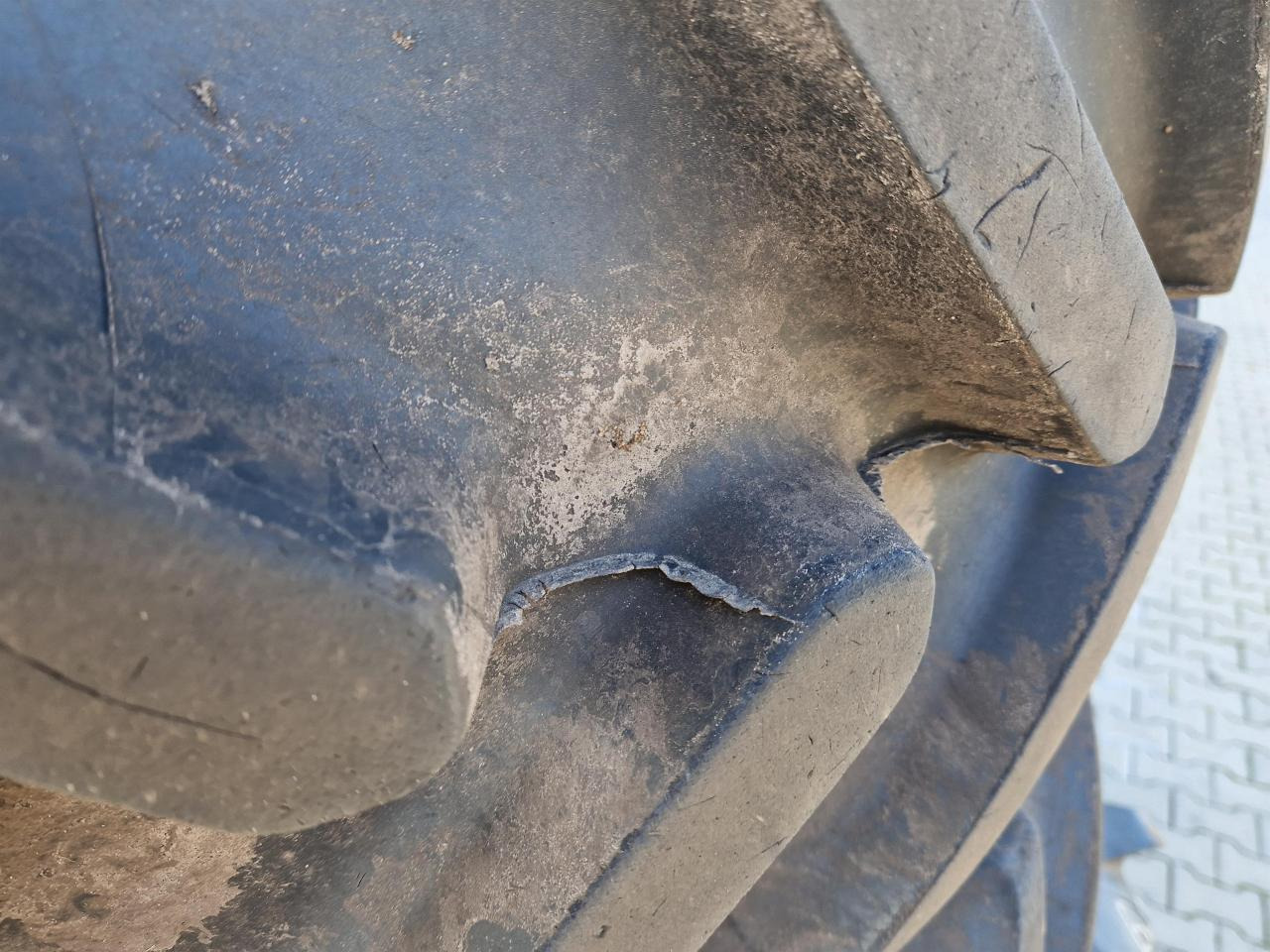 Michelin 420/70R24 - الإطارات - الآلات والماكينات الزراعية: صور 3 Michelin 420/70R24 - الإطارات - الآلات والماكينات الزراعية: صور 3