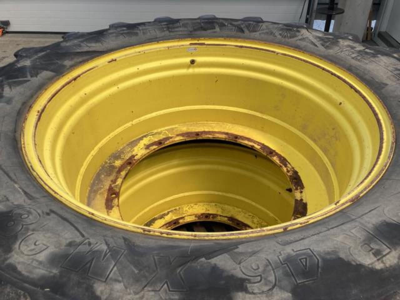 Michelin 620/70R46 - الإطارات - الآلات والماكينات الزراعية: صور 4 Michelin 620/70R46 - الإطارات - الآلات والماكينات الزراعية: صور 4