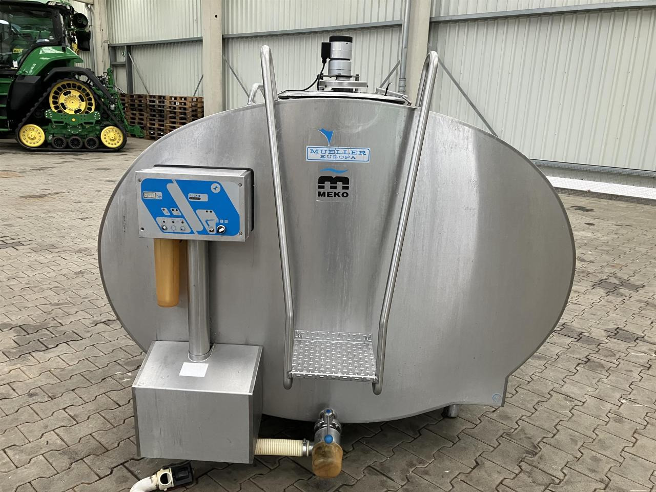 Müller O-800, ca. 3.330 Ltr. - حلب المعدات: صور 1 Müller O-800, ca. 3.330 Ltr. - حلب المعدات: صور 1