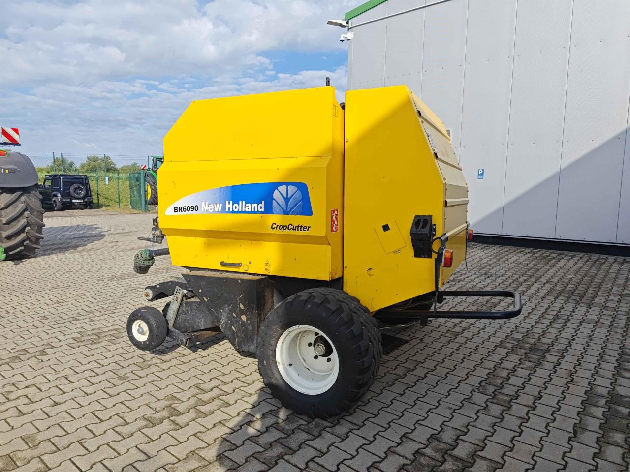 New Holland BR6090 - مكبس القش الدائري: صور 3 New Holland BR6090 - مكبس القش الدائري: صور 3
