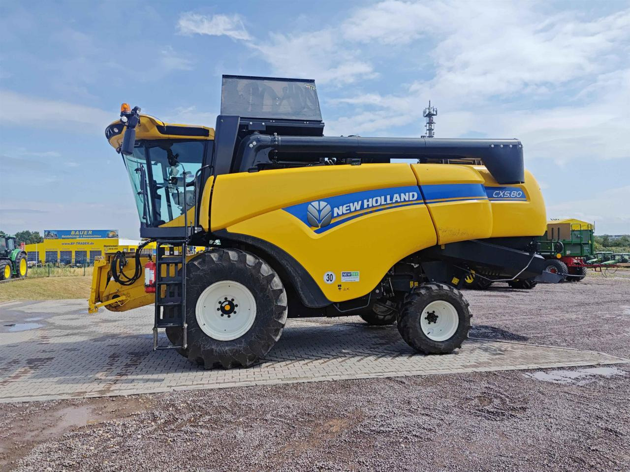 New Holland CX 5.80 - حصادة شاملة: صور 3 New Holland CX 5.80 - حصادة شاملة: صور 3