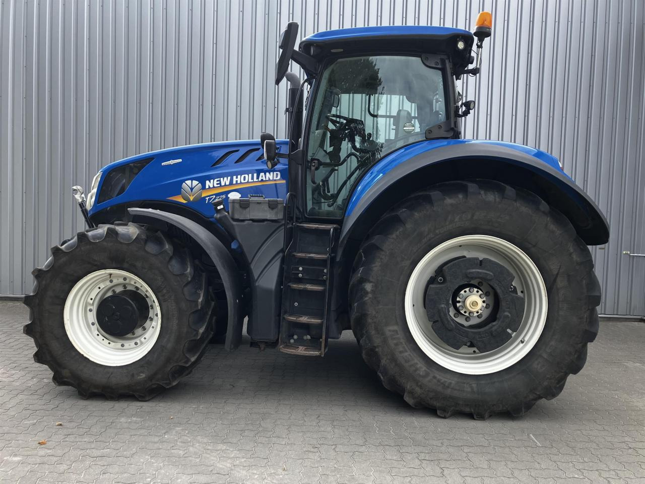 New Holland T7.275 - جرار: صور 1 New Holland T7.275 - جرار: صور 1