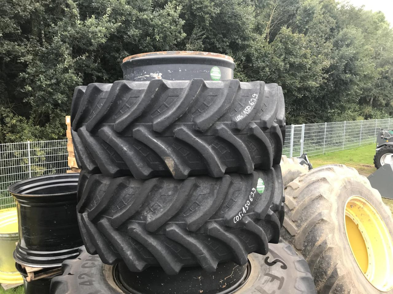 Petlas 600/65R34 - الإطارات - الآلات والماكينات الزراعية: صور 1 Petlas 600/65R34 - الإطارات - الآلات والماكينات الزراعية: صور 1