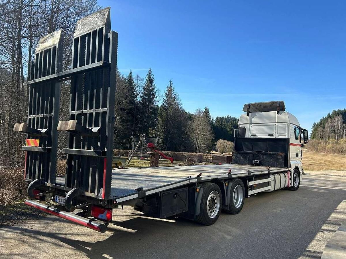 MAN TGX26.400 - شاحنات مسطحة: صور 3 MAN TGX26.400 - شاحنات مسطحة: صور 3