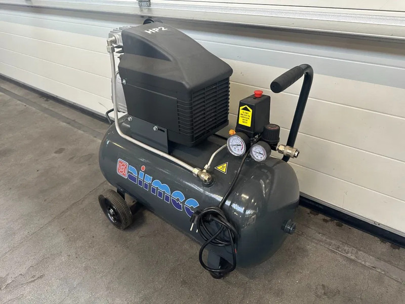 Airmec FIAC 2 PK 170 L / min 8 Bar Elektrische Zuigercompressor Overstock - ضاغط الهواء: صور 4 Airmec FIAC 2 PK 170 L / min 8 Bar Elektrische Zuigercompressor Overstock - ضاغط الهواء: صور 4