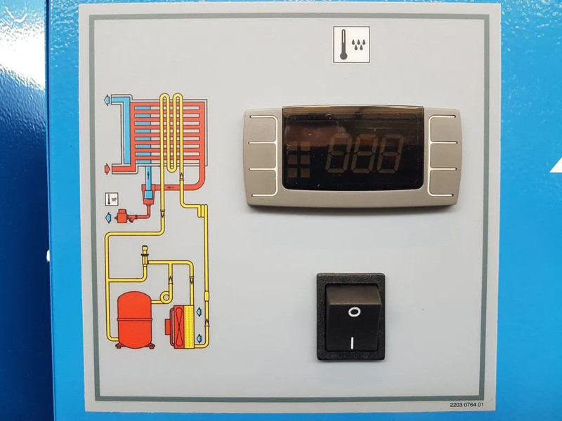 Alup Sonetto 7.5 + 200 Elektrische Schroefcompressor met ketel en droger 5.5 kW 750 L / min 10 Bar - ضاغط الهواء: صور 5 Alup Sonetto 7.5 + 200 Elektrische Schroefcompressor met ketel en droger 5.5 kW 750 L / min 10 Bar - ضاغط الهواء: صور 5