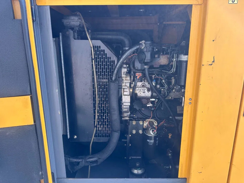 Atlas-Copco QAS 60 Perkins Leroy Somer 60 kVA Silent Rental generatorset - مجموعة المولدات: صور 3 Atlas-Copco QAS 60 Perkins Leroy Somer 60 kVA Silent Rental generatorset - مجموعة المولدات: صور 3