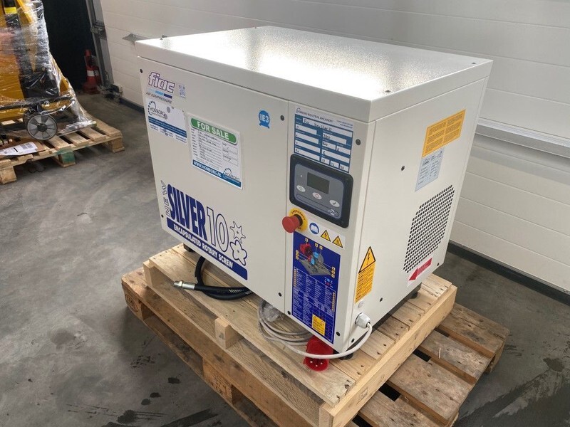 Fiac New Silver 10 Silent 7.5 kW 860 L / min 10 bar Elektrische Schroefcompressor - ضاغط الهواء: صور 3 Fiac New Silver 10 Silent 7.5 kW 860 L / min 10 bar Elektrische Schroefcompressor - ضاغط الهواء: صور 3