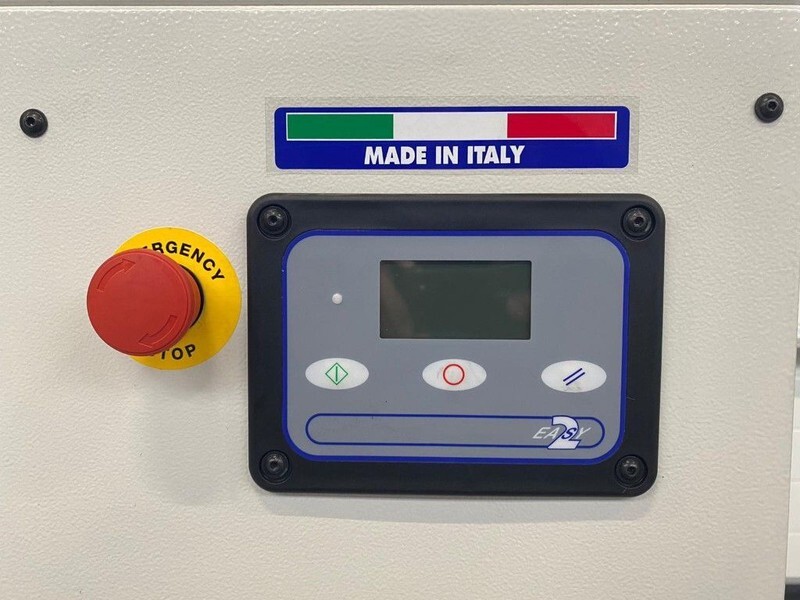 Fiac NewSilver 15 1430 L / min 11 kW 10 Bar Elektrische Schroefcompressor Nieuw ! - ضاغط الهواء: صور 5 Fiac NewSilver 15 1430 L / min 11 kW 10 Bar Elektrische Schroefcompressor Nieuw ! - ضاغط الهواء: صور 5