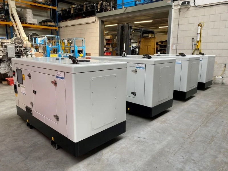 Himoinsa Yanmar Stamford 45 kVA Supersilent generatorset Nieuw ! - مجموعة المولدات: صور 3 Himoinsa Yanmar Stamford 45 kVA Supersilent generatorset Nieuw ! - مجموعة المولدات: صور 3