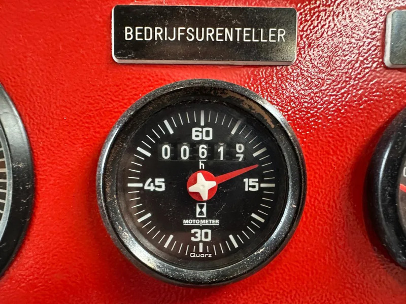 Iveco 8361 SRM 32.00 Van Wijk & Boerma 567 m3 / h 295 PK 8.6 bar Diesel Waterpompset Firepack - مضخة مياه: صور 5 Iveco 8361 SRM 32.00 Van Wijk & Boerma 567 m3 / h 295 PK 8.6 bar Diesel Waterpompset Firepack - مضخة مياه: صور 5
