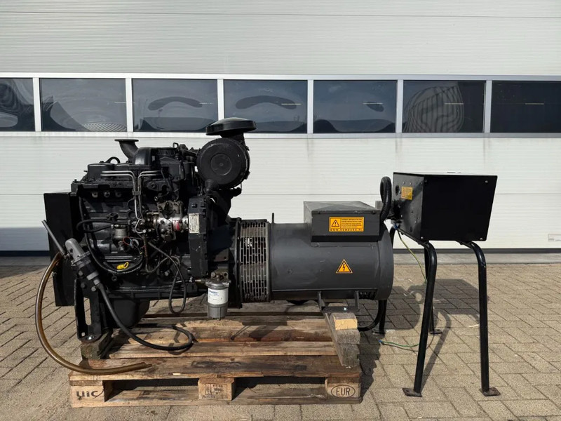 Iveco FPT Himoinsa Mecc Alte Spa 75 kVA generatorset - مجموعة المولدات: صور 1 Iveco FPT Himoinsa Mecc Alte Spa 75 kVA generatorset - مجموعة المولدات: صور 1