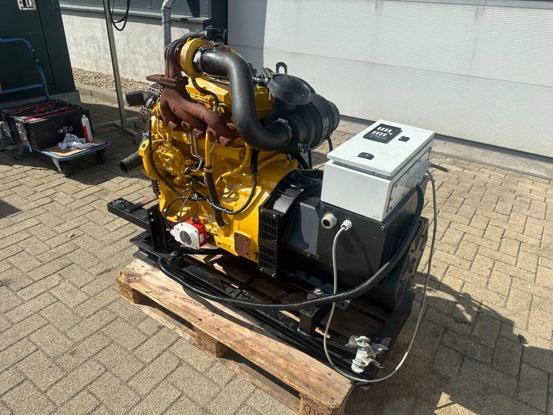 John Deere 3029 Stamford 30 kVA generatorset - مجموعة المولدات: صور 2 John Deere 3029 Stamford 30 kVA generatorset - مجموعة المولدات: صور 2