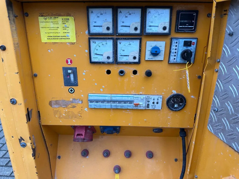 John Deere 6068 TF 258 Mecc Alte Spa 130 kVA Silent generatorset - مجموعة المولدات: صور 4 John Deere 6068 TF 258 Mecc Alte Spa 130 kVA Silent generatorset - مجموعة المولدات: صور 4