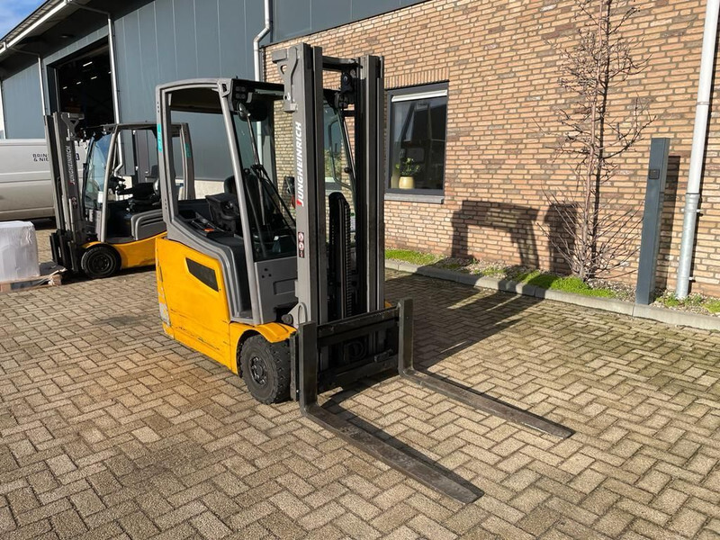 Jungheinrich EFG 216 Elektra 1.6 ton Triplex Freelift Sideshift Elektra Heftruck - رافعة شوكية كهربائية: صور 4 Jungheinrich EFG 216 Elektra 1.6 ton Triplex Freelift Sideshift Elektra Heftruck - رافعة شوكية كهربائية: صور 4