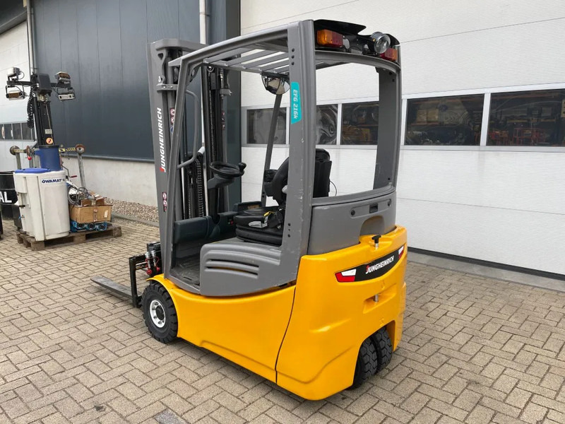 Jungheinrich EFG 216K 1.6 ton Triplex Freelift Sideshift Elektra Heftruck Accu 2020 - رافعة شوكية: صور 5 Jungheinrich EFG 216K 1.6 ton Triplex Freelift Sideshift Elektra Heftruck Accu 2020 - رافعة شوكية: صور 5