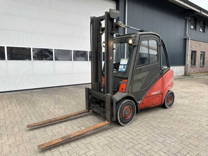 Linde H30D 3 ton Duplex Sideshift Diesel Heftruck - رافعة شوكية ديزل: صور 1 Linde H30D 3 ton Duplex Sideshift Diesel Heftruck - رافعة شوكية ديزل: صور 1