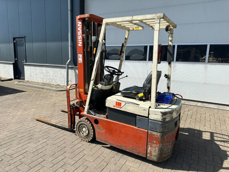 رافعة شوكية كهربائية Nissan N01L18U 1.8 ton Triplex Freelift Sideshift Elektra Heftruck Accu 2016 !: صور 6