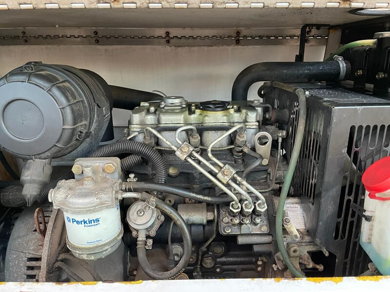 Perkins Mecc Alte Spa 5 kVA Mobiele Lichtmast Aggregaat Light Tower - ابراج اضاءة: صور 3 Perkins Mecc Alte Spa 5 kVA Mobiele Lichtmast Aggregaat Light Tower - ابراج اضاءة: صور 3